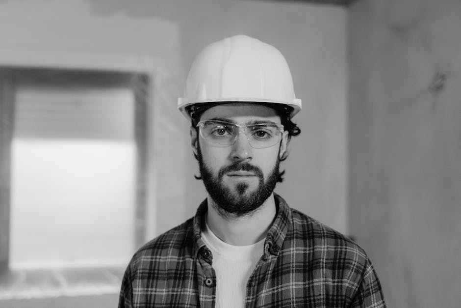 Bathroom Remodel: Working with a Professional Plumber