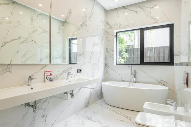 Effective Tile Patterns For Bathroom Spaces