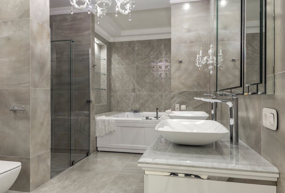 The Role Of Vanity Lighting In A Modern Bathroom
